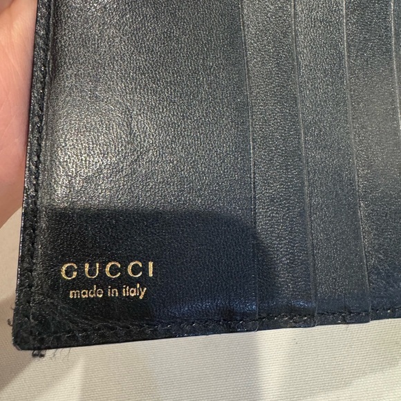 Authentic Gucci bifold wallet - Picture 7 of 14